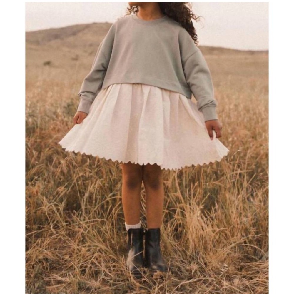 Rylee + Cru eyelet sweatshirt layered dress in laurel sz 8-9 Y girls